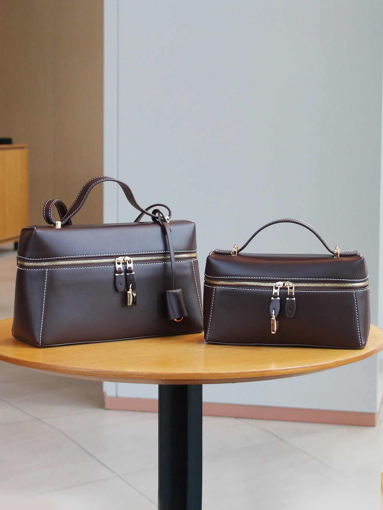 Light Luxury Square Box Handbag for Women with Niche Design