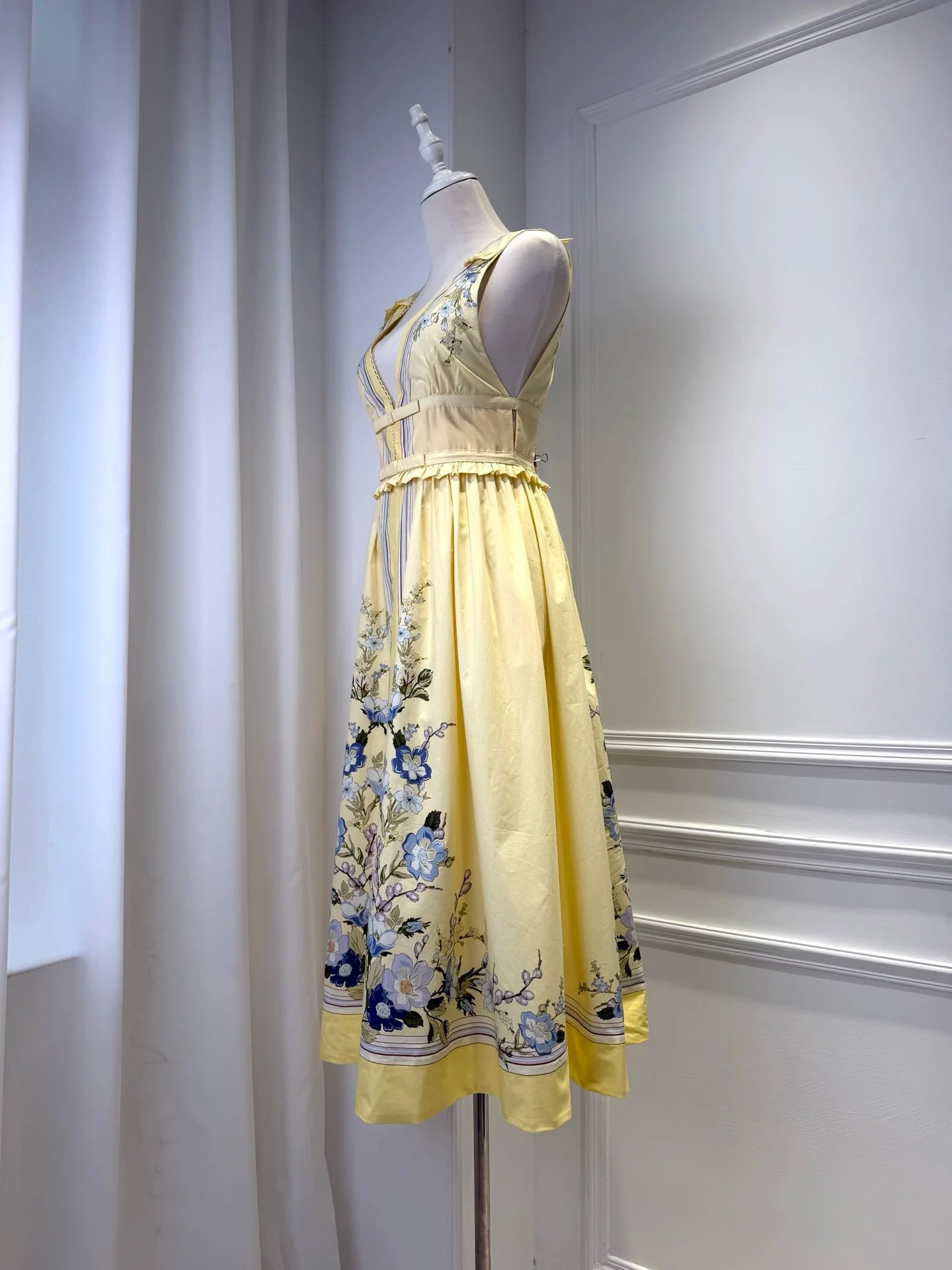 Floral Print Women Yellow Dresses Lace Edge V-Neck Sleeveless Backless Ruffles Spliced High Waist Elegant Cotton Midi Dress