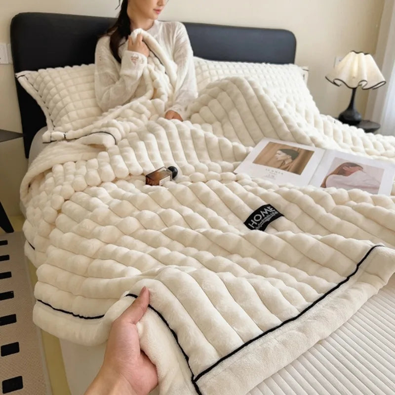 New Golden mink fleece cutting grid multifunctional leisure blanket, office nap blanket, high weight gold turtle fleece blanket
